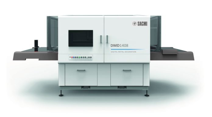 DMD1408 (1)-web750 Digital metal decoration with integrated scanner at Sacmi's stand at Metpack in Essen Photo SACMI